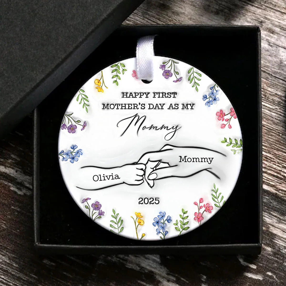 3D Inflated Effect Happy First Mother's Day Hand Outline Personalized Circle Ceramic Ornament - Image 4