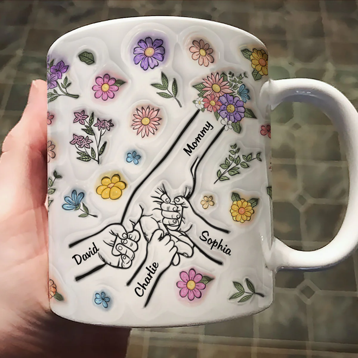 3D Inflated Effect Mother Children Hands Personalized Mug, Heartfelt Gift for Mom - Image 2