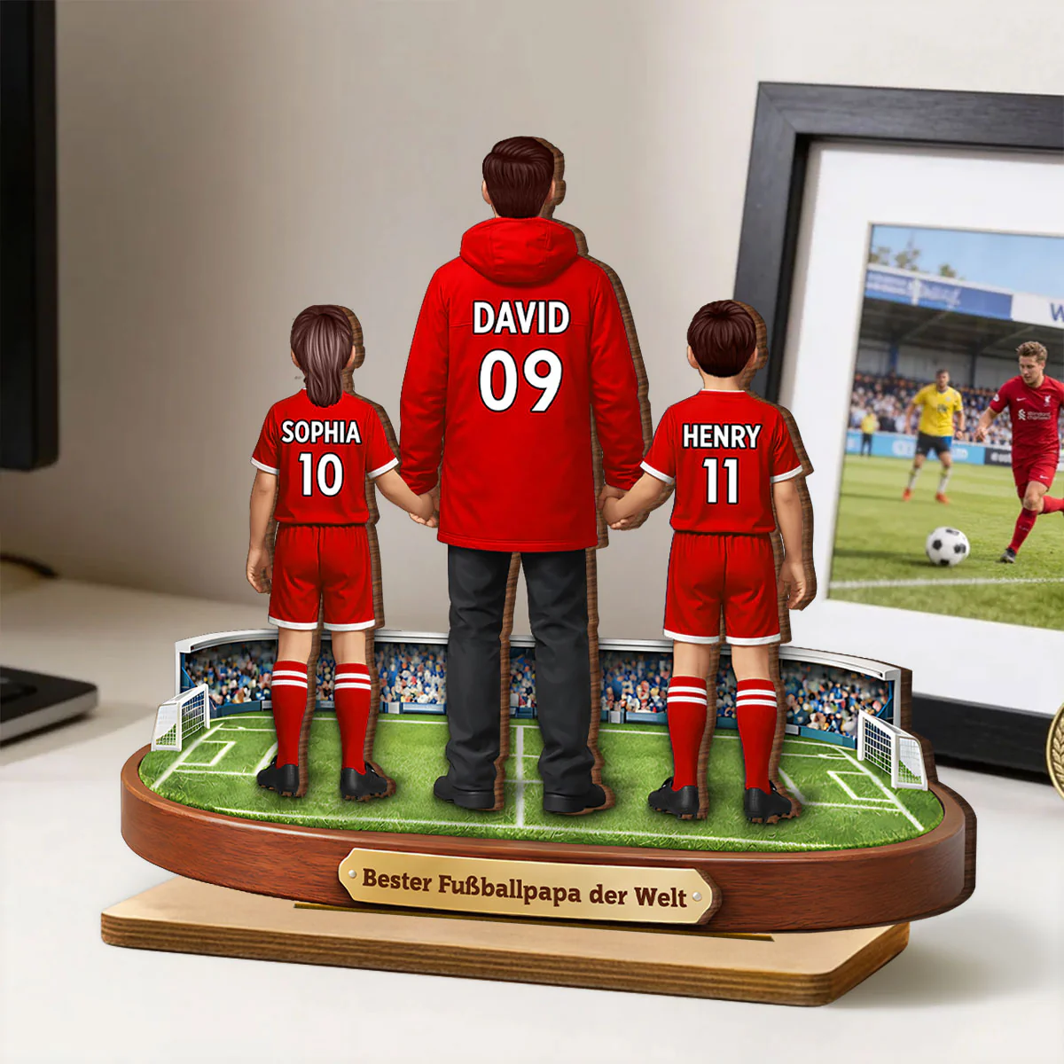Bester Fußballpapa der Welt - Personalisiertes 2-lagiges Holz-Aufsteller – Vatertagsgeschenk für Fußballpapas, Geschenk für Ehemänner - Image 6