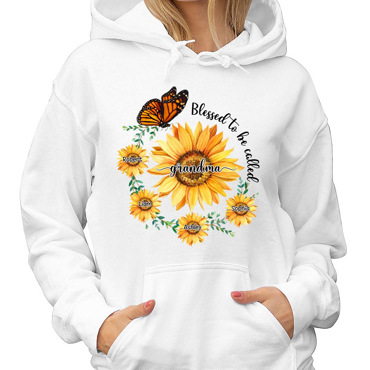 Blessed To Be Called Grandma Mom Circle Sunflowers Personalized Shirt - Image 4