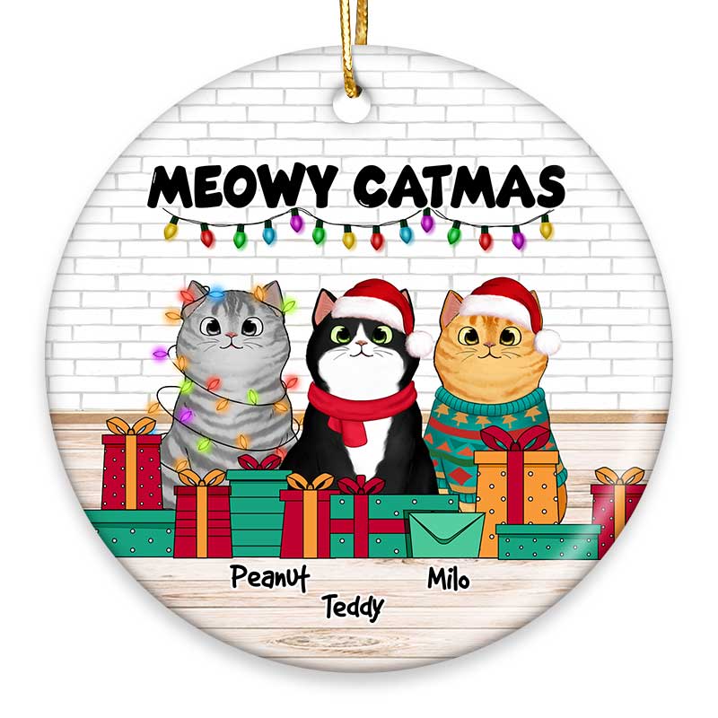 Christmas Cats Gifts And Lights Personalized Circle Ornament