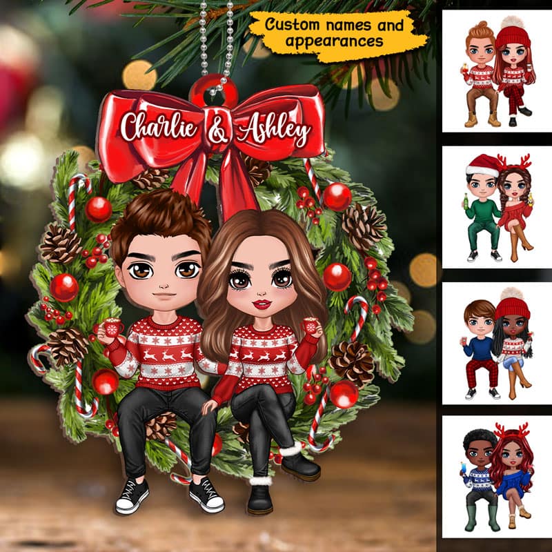 Couple Sitting On Christmas Wreath Personalized Wooden Ornament - Image 2