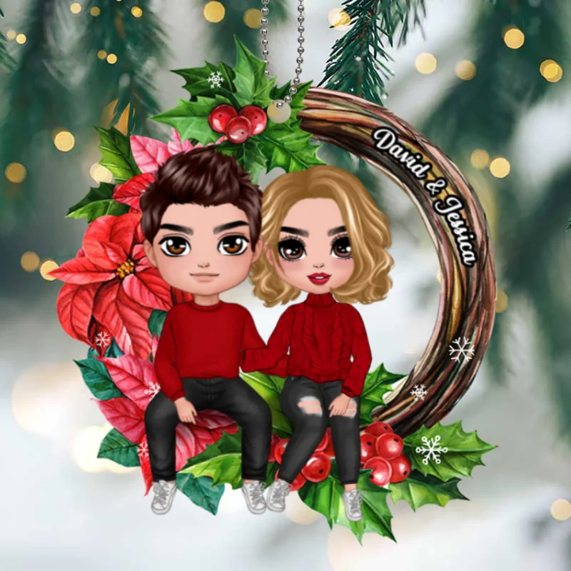 Couple Sitting On Christmas Wreath Personalized Wooden Ornament - Image 3