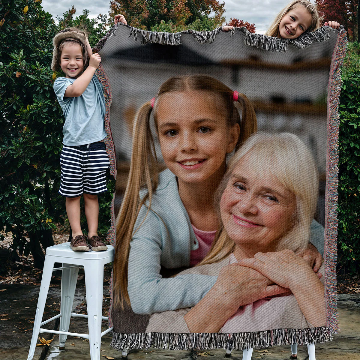 Custom Photo Unique Gift For Family Friends Personalized Tapestry Woven Blanket - Image 7