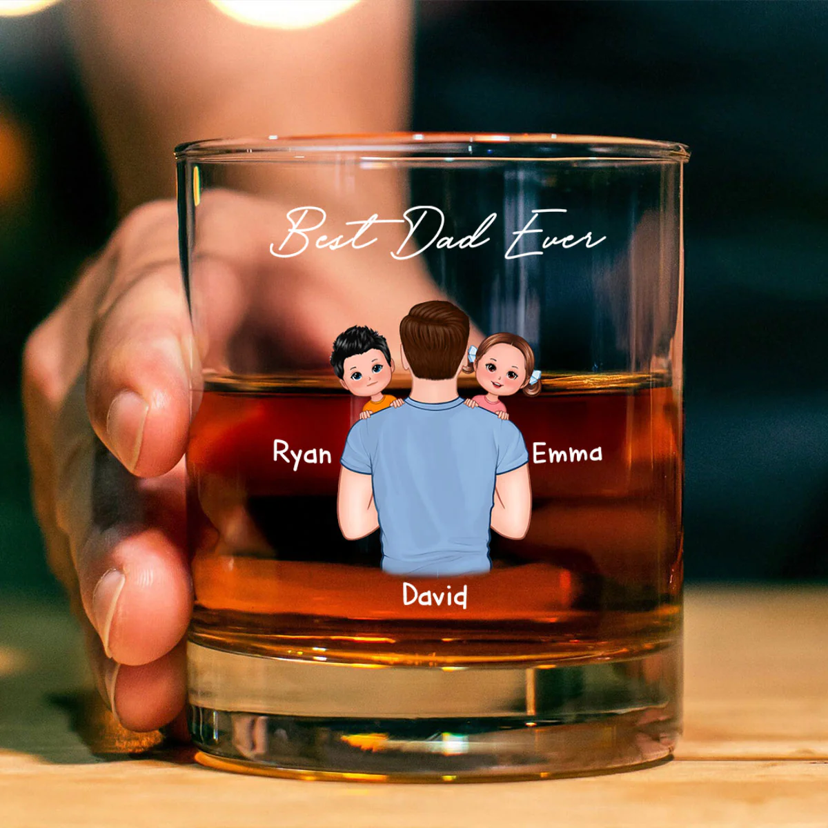 Dad Carrying Kids On Shoulder Personalized Wine Glass, Father's Day Gift For Dad, Husband - Image 4
