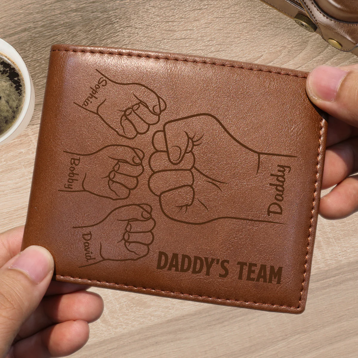 Daddy‘s Team Fist Bump Outline Personalized Printed Leather Wallet, Gift For Husband, Dad - Image 3