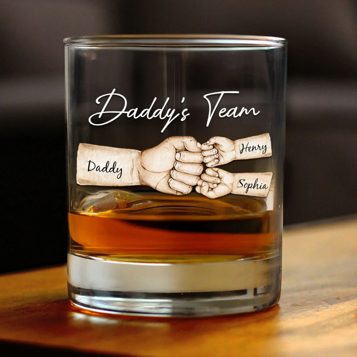 Daddy's Team Fist Bump Personalized Wine Glass, Father's Day Gift For Dad, Gift for Husband, Gift for Grandpa - Image 3