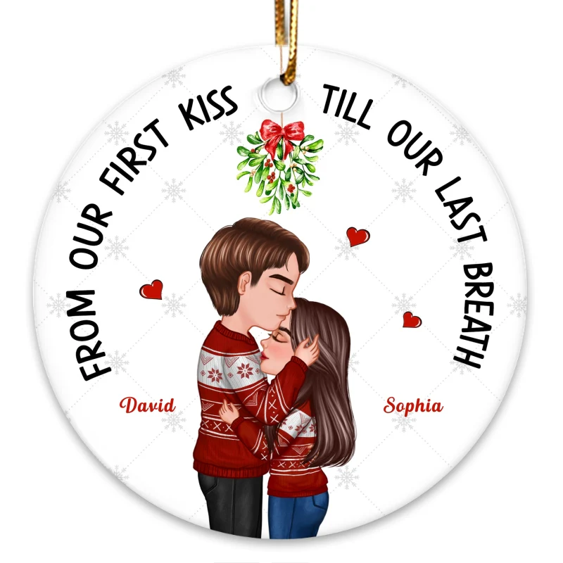 Doll Couple Kissing Under Mistletoe Personalized Circle Ornament