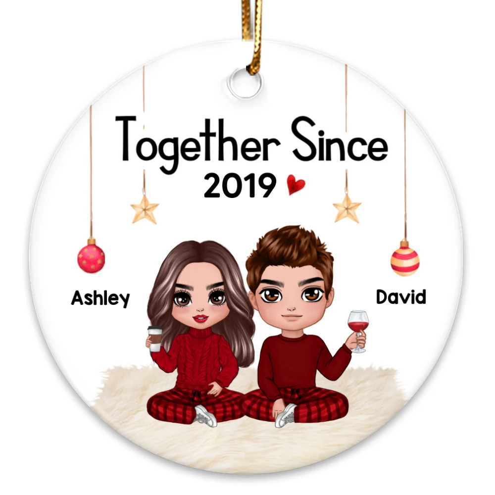Doll Couple Sitting Christmas Personalized Circle Ornament - Image 4
