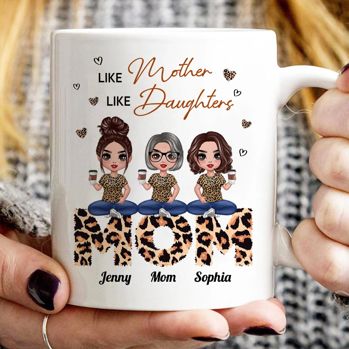 Doll Mom And Daughters Sitting On Leopard Word Like Mother Like Daughters Personalized Mug - Image 2