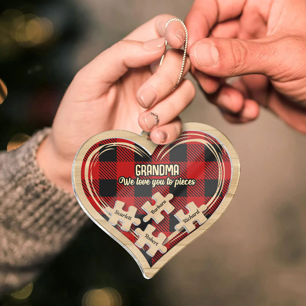 Grandma Grandpa We Love You To Pieces Personalized 4D Shaker Ornament, Christmas Gift For Grandparents - Image 8