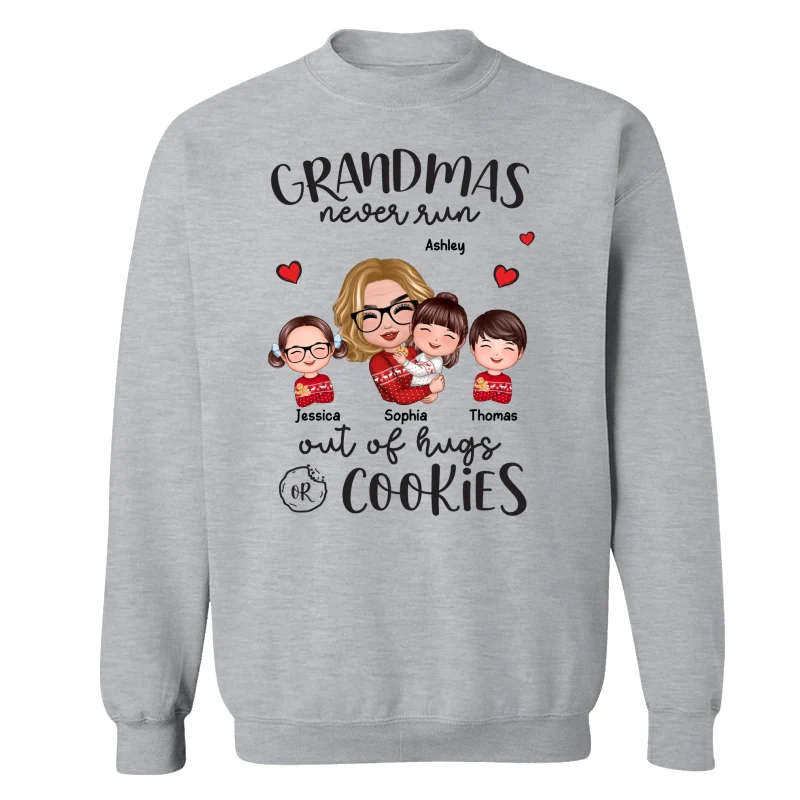 Grandma Never Run Out Of Hugs And Cookies Personalized Christmas Sweatshirt Hoodie - Image 18