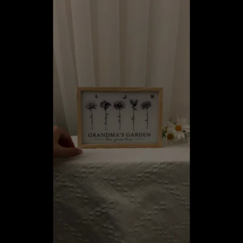Grandma‘s Garden Love Grows Here Unique Gift For Mom Grandma Personalized Luminous Frame Light Box - Image 2
