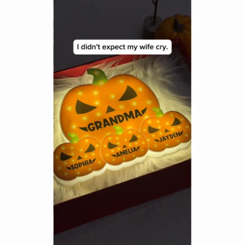 3D Effect Marquee Pattern Halloween Grandma And Grandkids Pumpkins - Personalized Light Box - Gift For Grandmas - Image 2