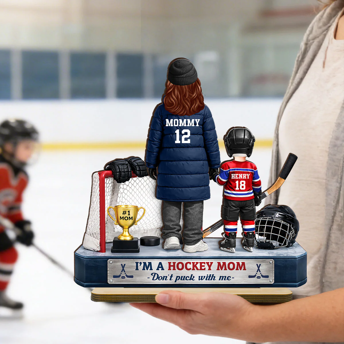 I'm A Hockey Mom And Kids - Personalized 2-Layered Wooden Plaque - Mother's Day Gift for Hockey Mom - Image 8