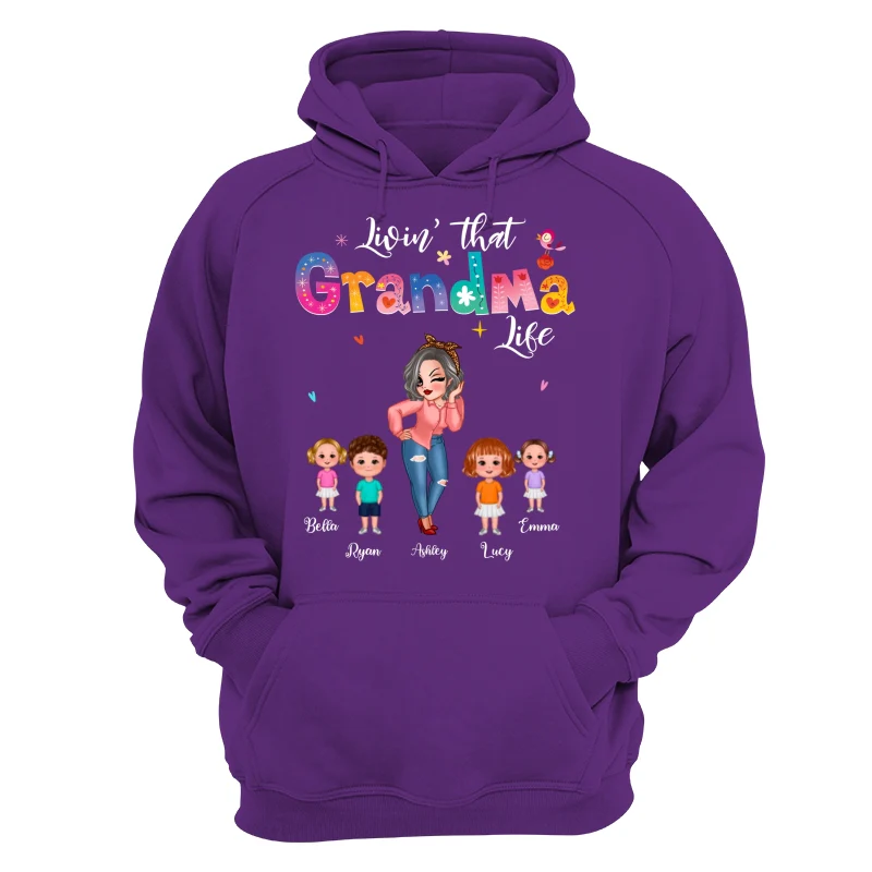 Livin‘ That Grandma Life Pretty Woman & Kids Gift For Grandma Personalized Dark Shirt - Image 14