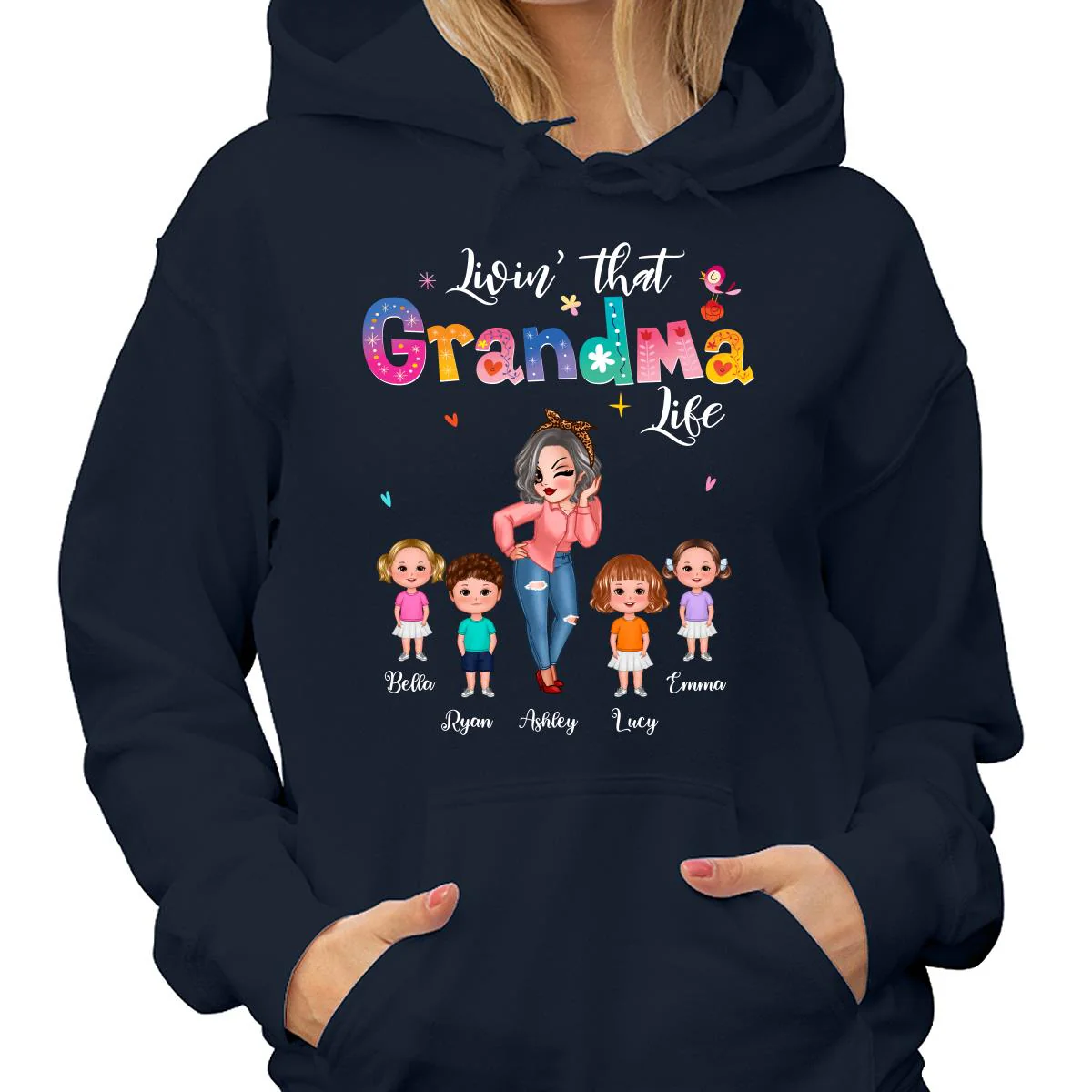 Livin‘ That Grandma Life Pretty Woman & Kids Gift For Grandma Personalized Dark Shirt - Image 4
