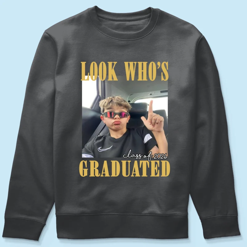 Look Who's Graduated Class Of 2026 - Personalized Shirt - Graduation Gift, Family Matching Shirt Graduation Party Celebration - Image 19