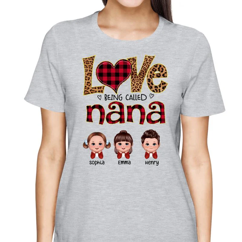 Love Being Called Grandma Grandkids Chin On Hands Personalized Shirt - Image 2