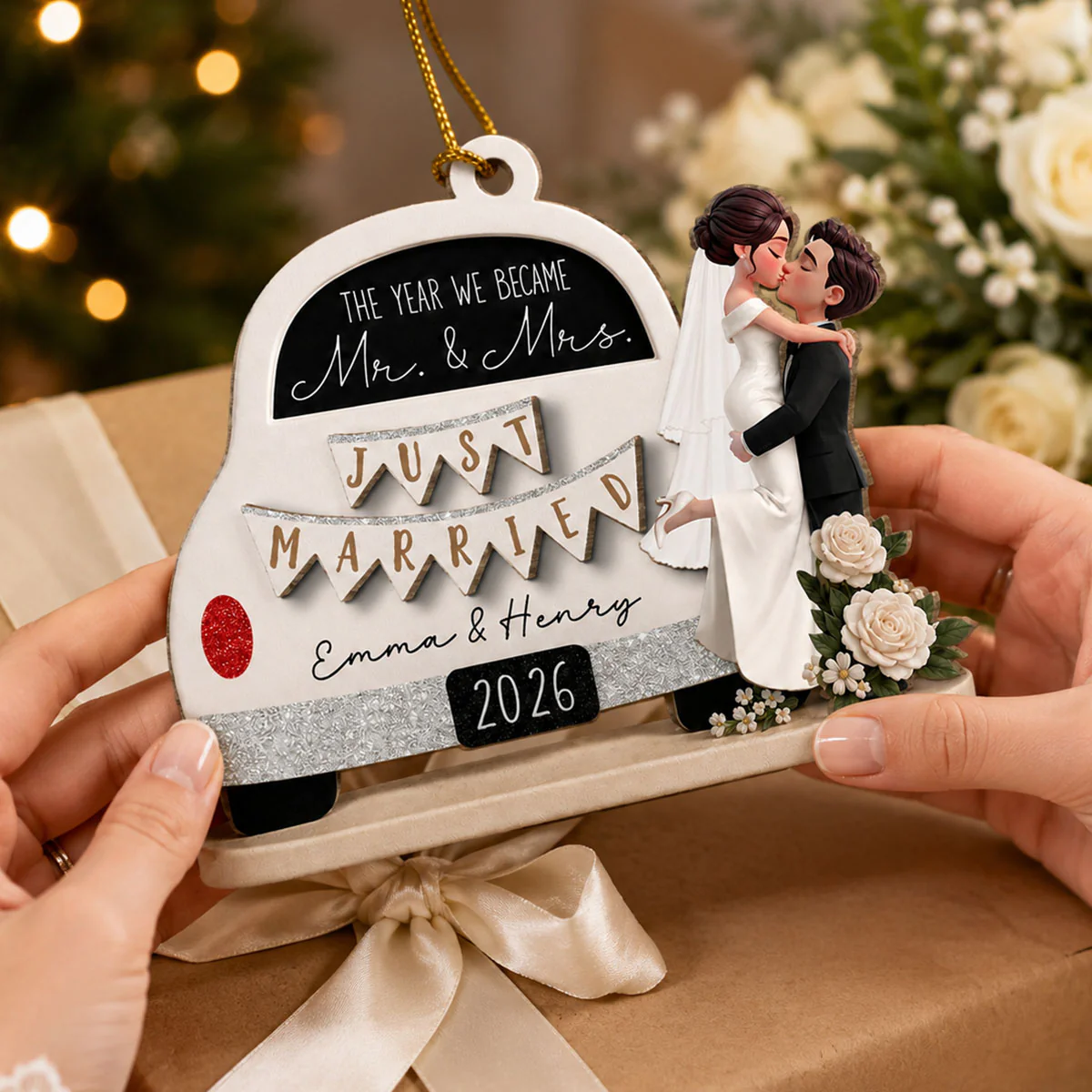 On-trend Couple - Personalized 2-Layered Wooden Ornament - Wedding Gifts for Couples Newlyweds 2026 - Image 6