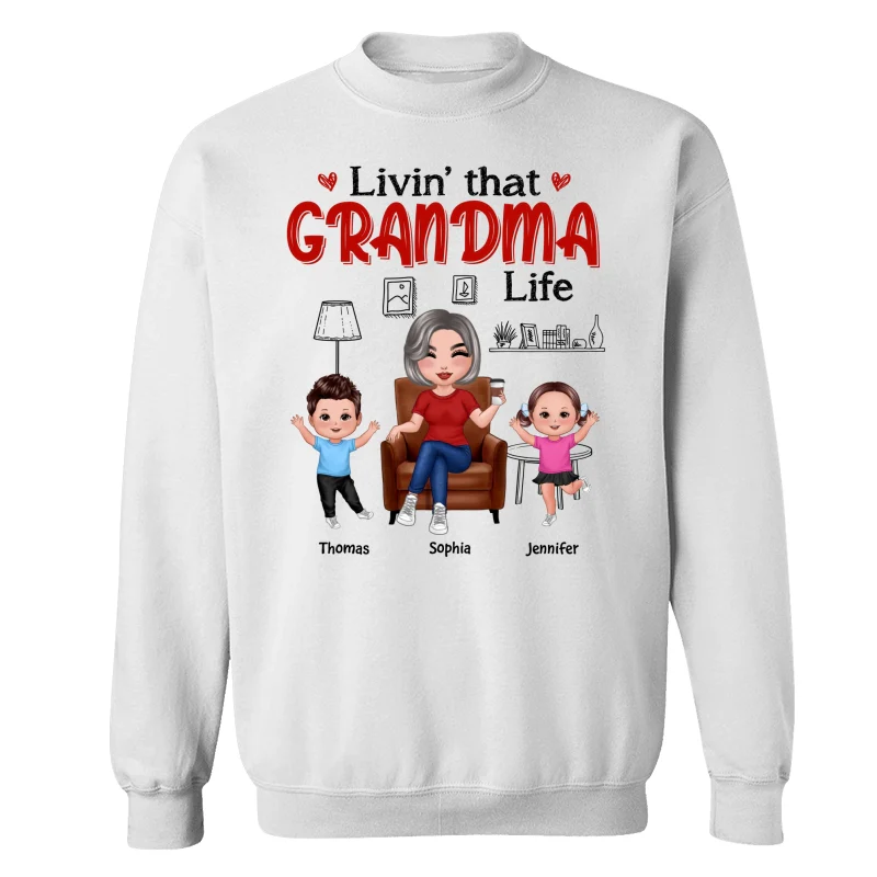 Outline Background In House Livin‘ That Grandma Life Personalized Shirt - Image 17