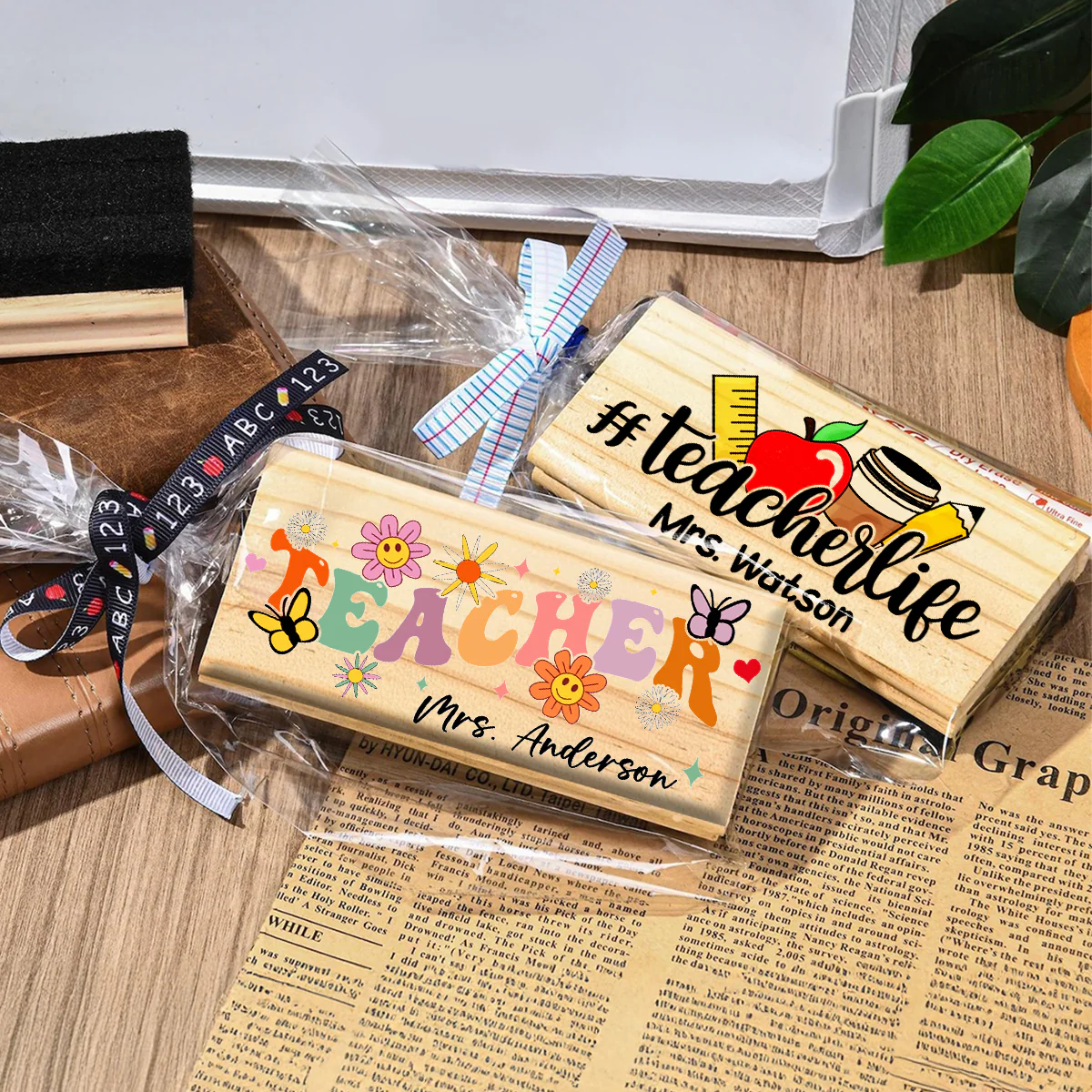 Personalized Teacher Whiteboard Eraser, Custom Teacher Appreciation Gifts, Chalkboard Eraser with Marker, Preschool Teacher Name gifts - Image 3