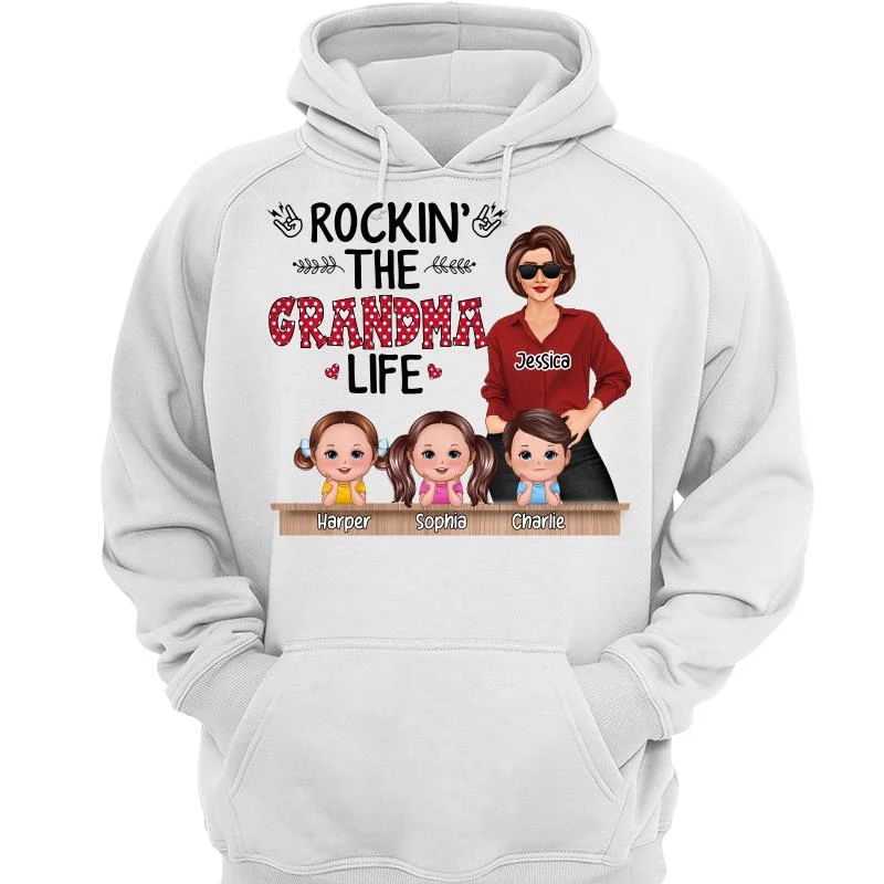 Rockin‘ Grandma Life Grandkids Chin On Hands Personalized Shirt - Image 3