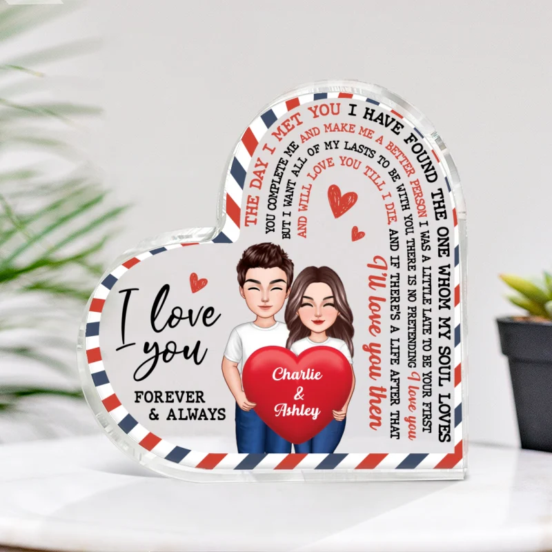The Day I Met You Couple Holding Heart Envelope Frame Personalized Heart Shape Acrylic Plaque - Image 4