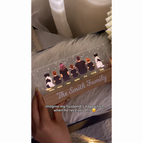 The Whole Family Dad Mom Kids Dogs Cats Personalized Acrylic Block LED Night Light - Image 2