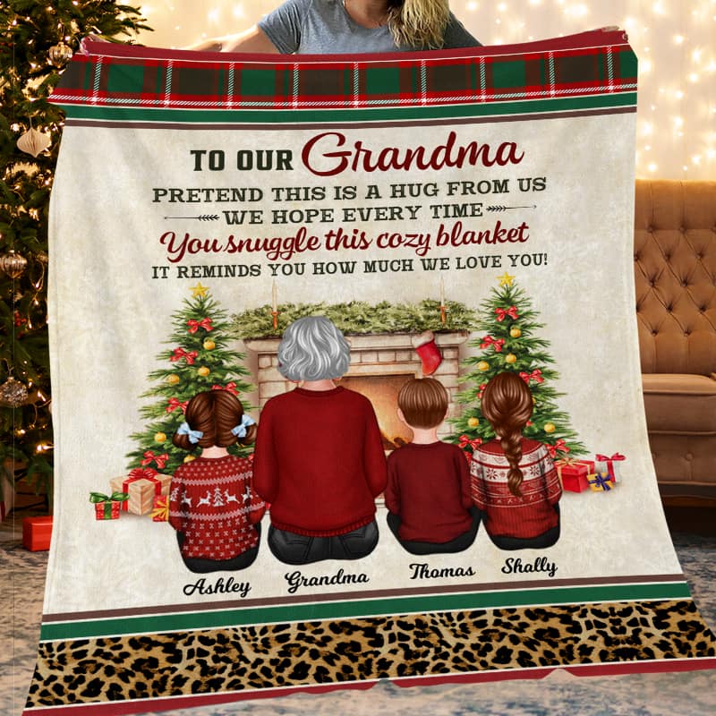 This Blanket Reminds We Love You Grandma Grandkid Back View Christmas Personalized Fleece Blanket - Image 2
