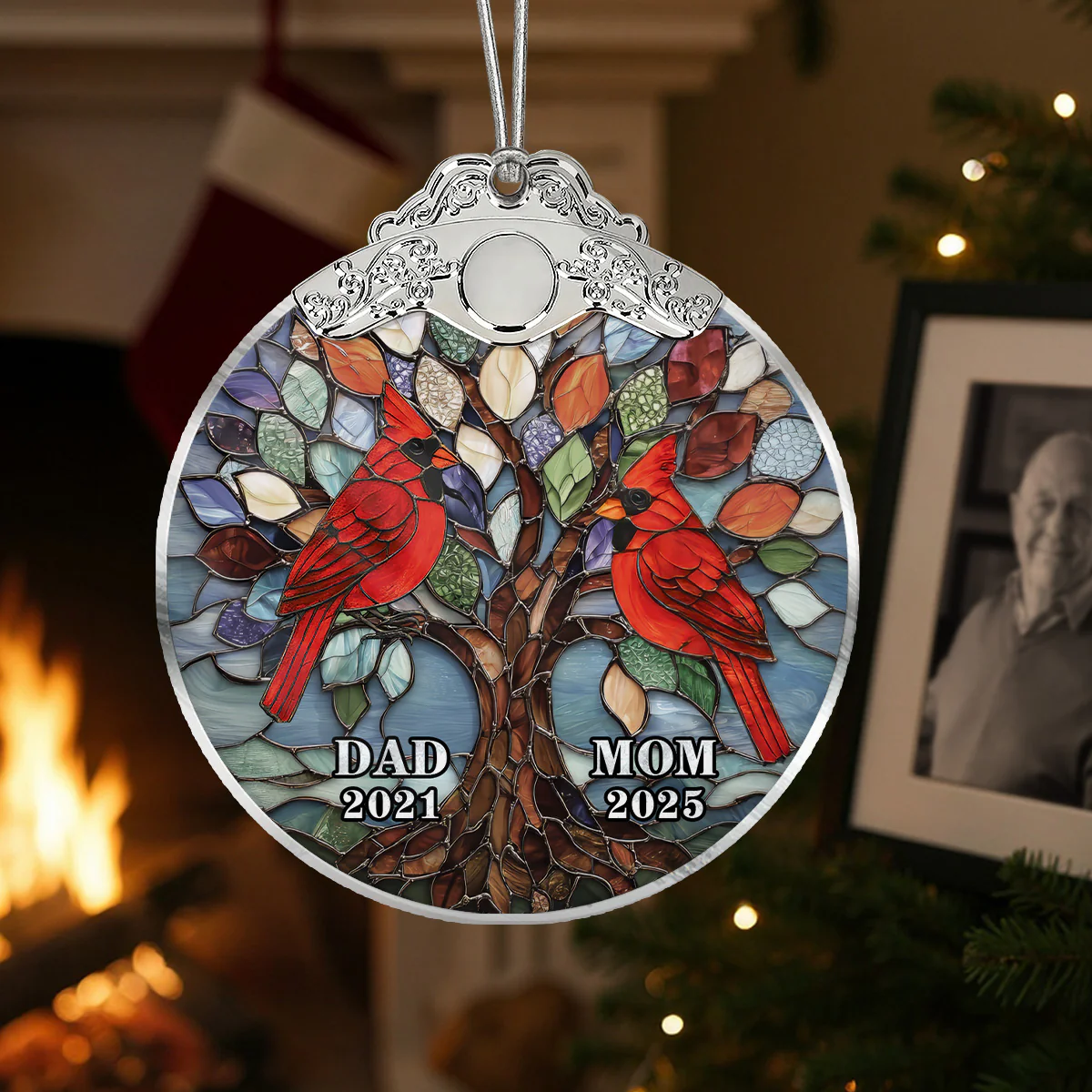 Tree Of Life Cardinals Mom Dad Mosaic Effect - Personalized Glass Ornament With Silver Cap - Christmas Memorial Keepsake For Family - Image 2