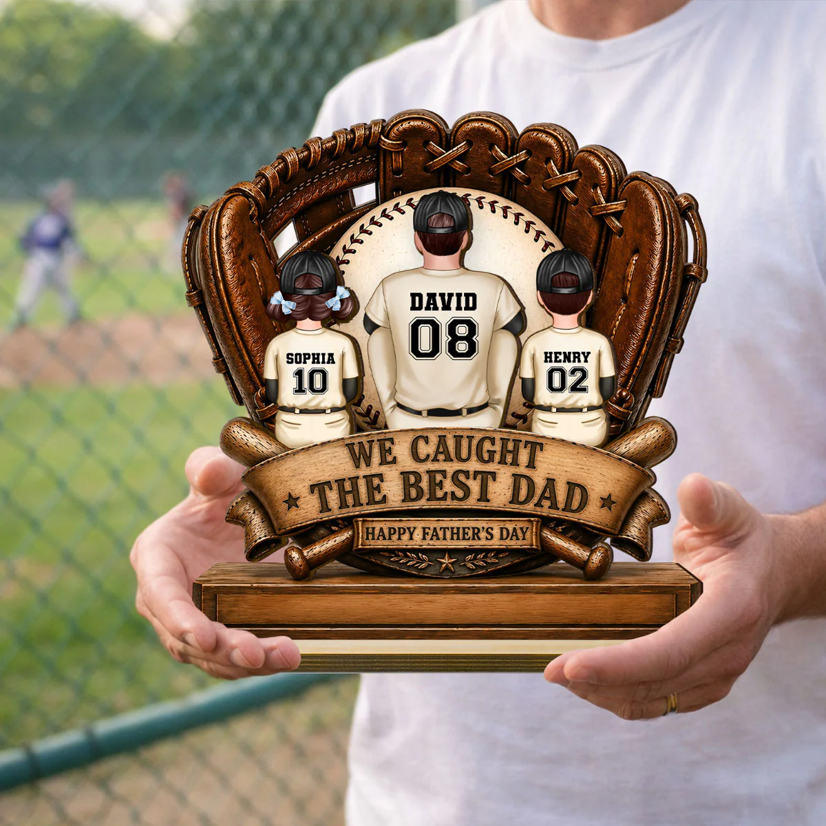 We Caught the Best Dad Fathers & Children Sitting - Personalized 2-Layered Wooden Plaque - Gift for Husband, Dad - Image 3