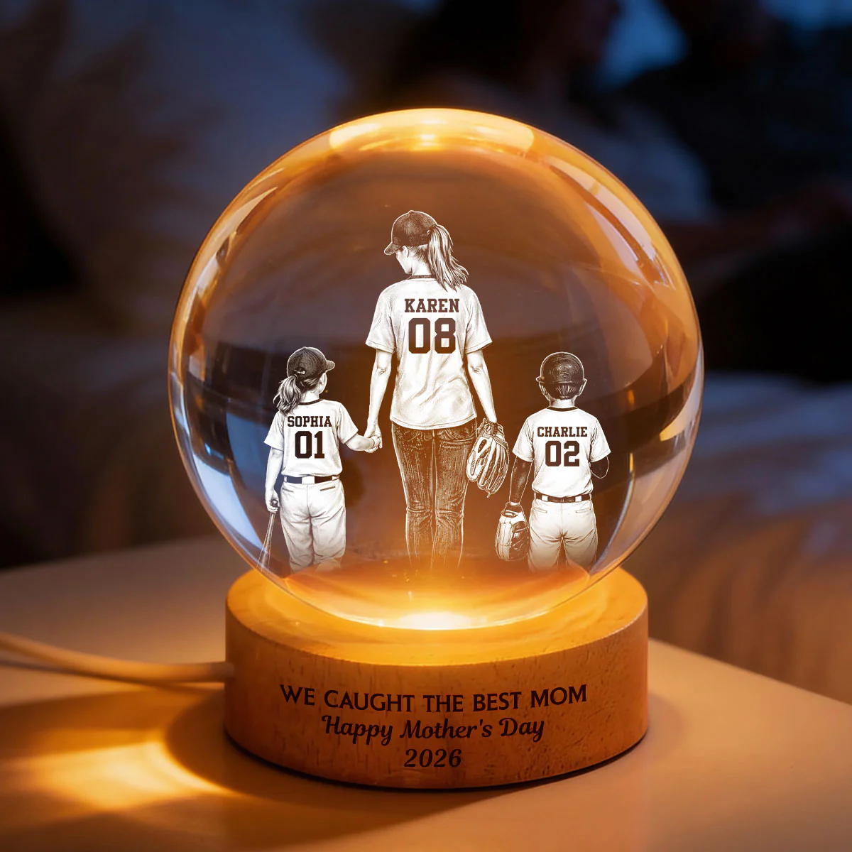 We Caught the Best Mom - Personalized Crystal Ball LED Night Light - Mother's Day Gift for Mom, Wife - Image 4