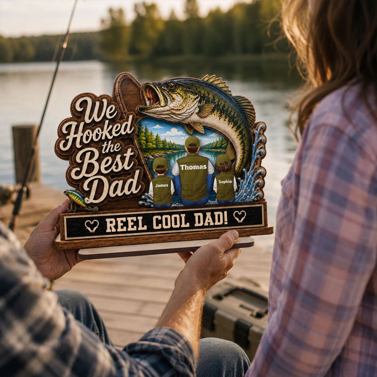 We Hooked The Best Dad Grandpa Back View 2D Flat - Personalized 2-Layered Wooden Plaque -  Gift For Fishing Lovers - Image 3