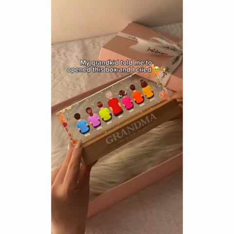 We Love You Personalized LED Night Light, Gift For Grandma Mom - Image 2